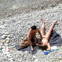 Eritasard zuygy merk e nkarahanel Nudist Beach um