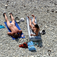 Eritasard zuygy merk e nkarahanel Nudist Beach um