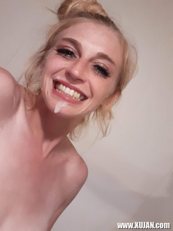 Cum shot selfie - Photo #2670919