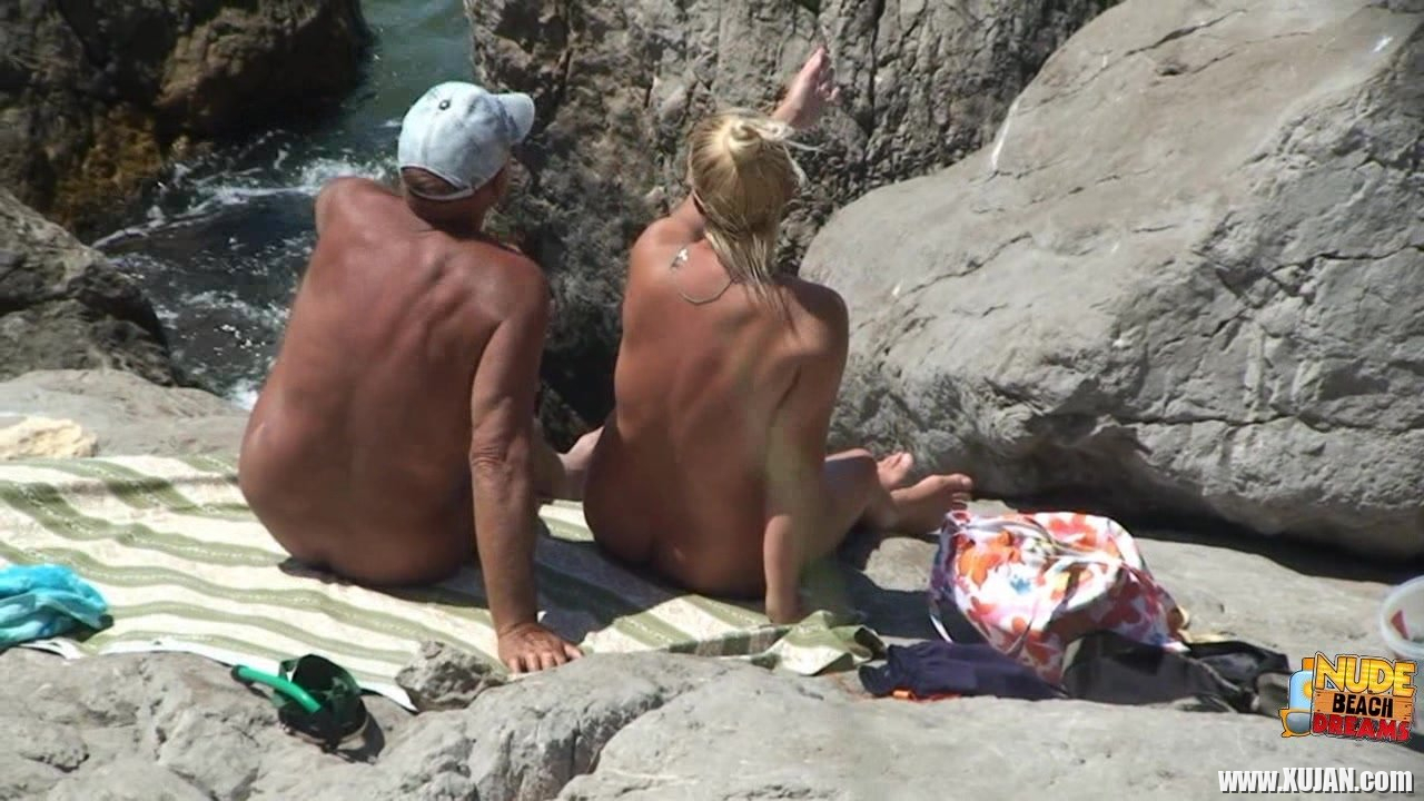 Busty Blonde y nkarahanvum e erb na hagnvum e - Photo #2679100