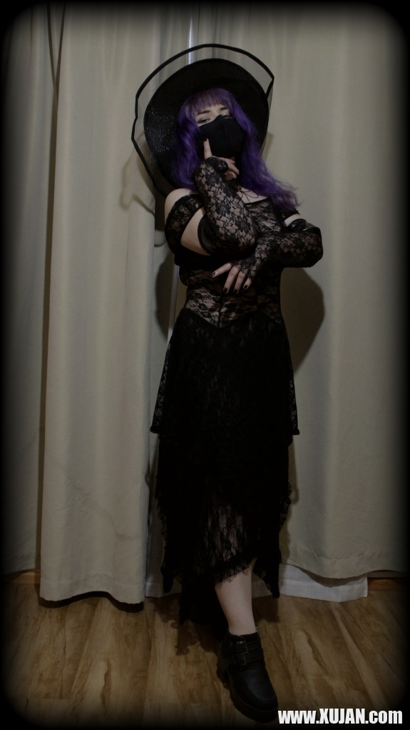 Tkhur Bunny Goth - Photo #2689684