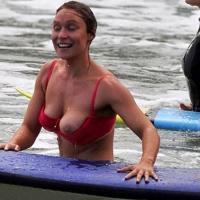 Spied Boobs y tsatkets loghazgesti yntrutyunits