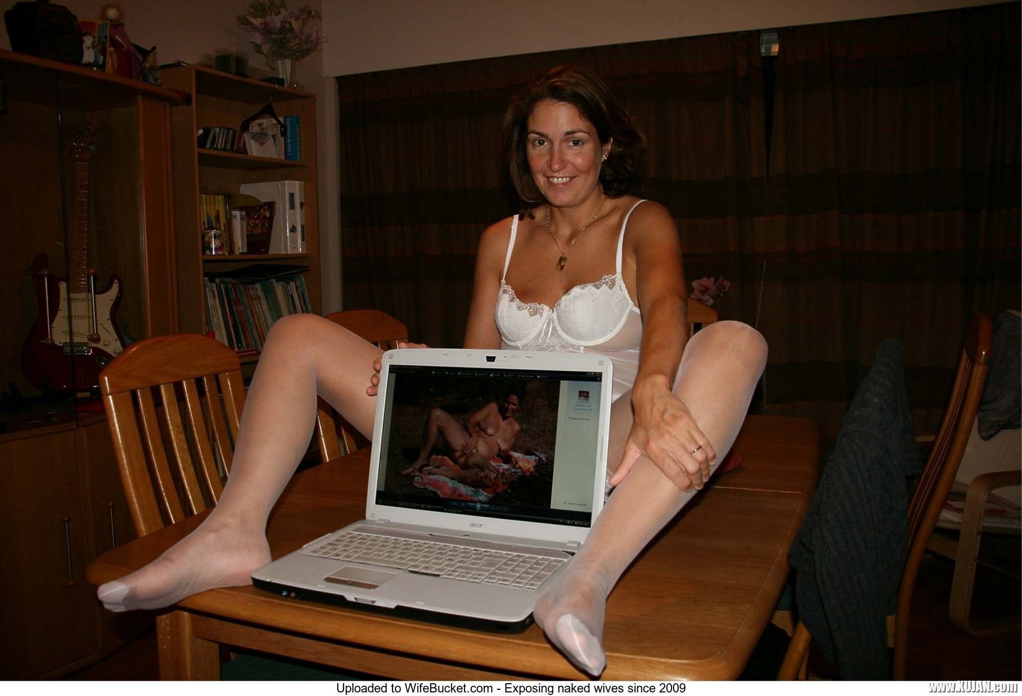 MILF SLUT EXPERED ev hamogtagortsvum e Hubby i koghmits - Photo #2705645