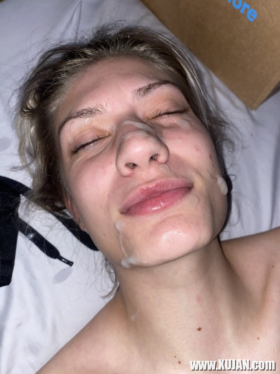 Cumshot Demqi - Photo #2713973