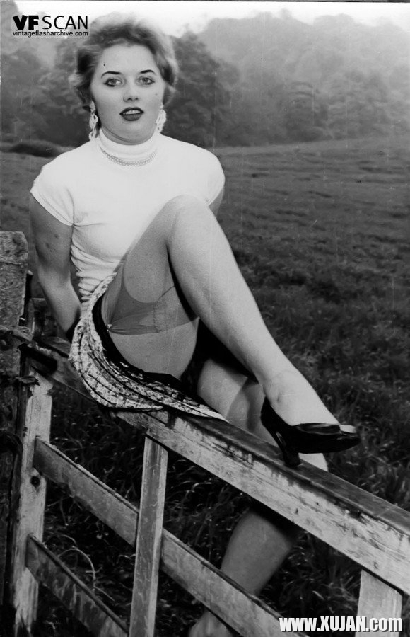 1960 akanner Clad Cuties Show Show Hairy pucy - Photo #2723209
