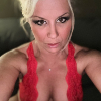 Tezh shek mets Titty MILF