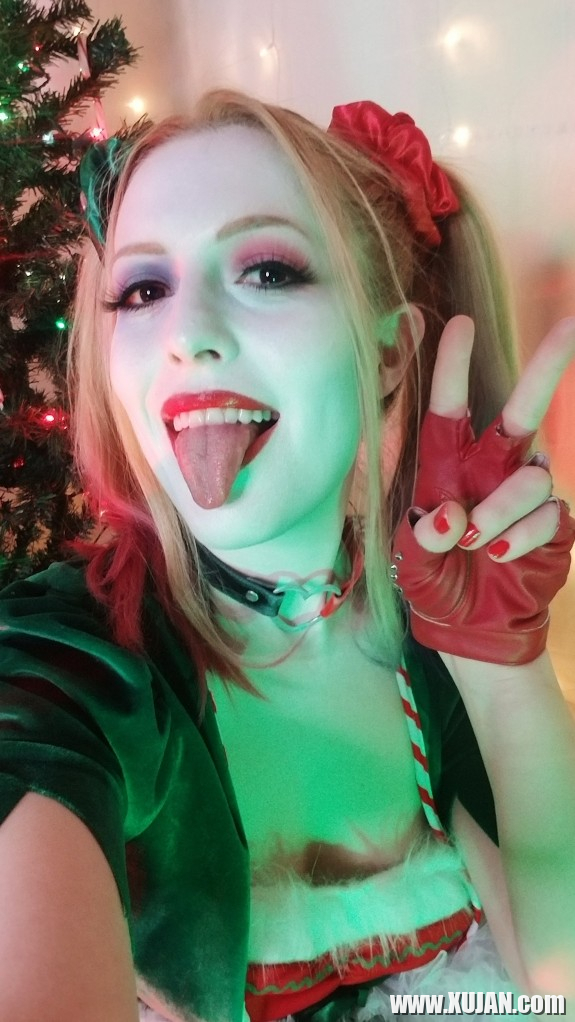 Harley Quinn Cosplay Emilia song - Photo #2732760