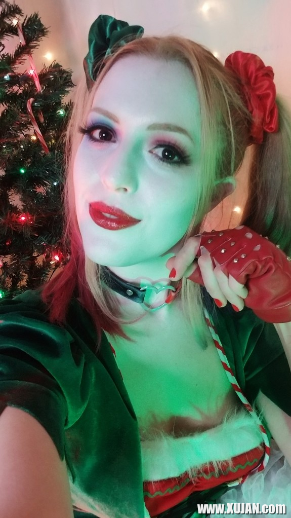 Harley Quinn Cosplay Emilia song - Photo #2732761