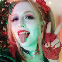 Harley Quinn Cosplay Emilia song