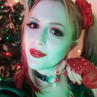 Harley Quinn Cosplay Emilia song
