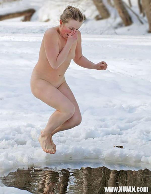 Dzmerayin loghanal merk nudistnery antsqi mej - Photo #2736570