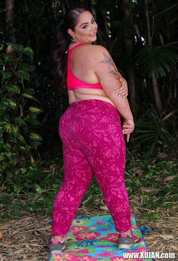 BBW i mets hetuyqer legingneri mej - Photo #2737671