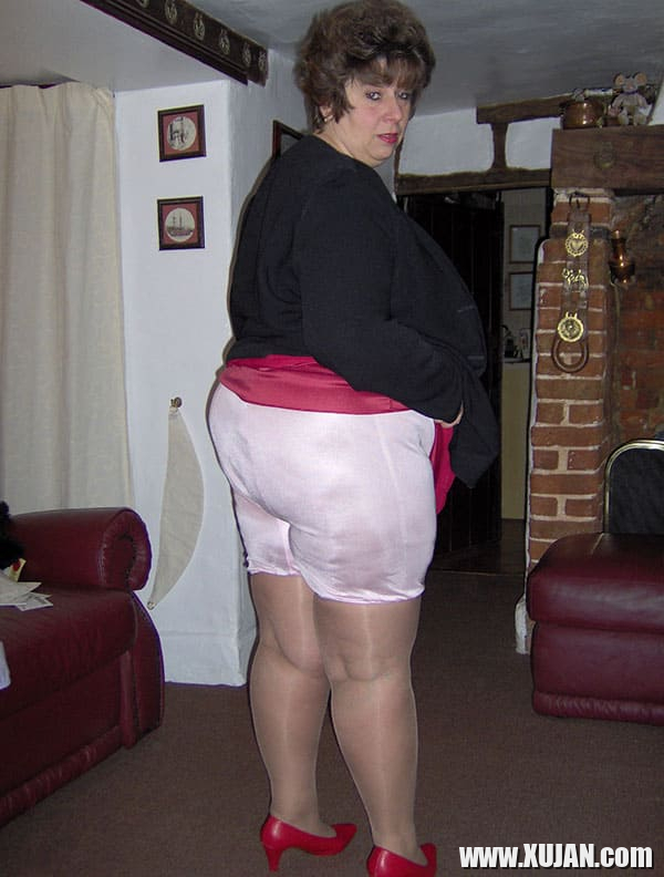 Fat arpi kiny pkhrunatsnum e pantonneri mijov - Photo #2743772
