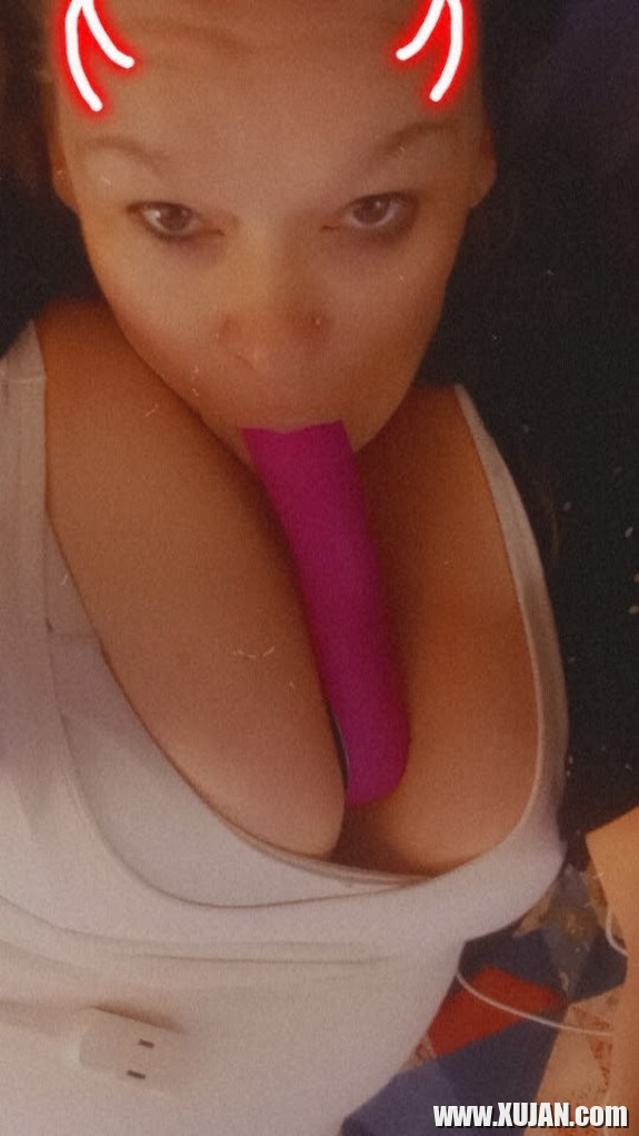 MILF nvagarkman zhamanaky - Photo #2744204