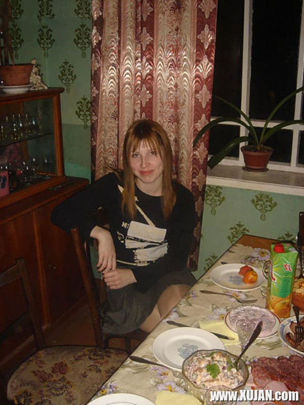 Im karmruky anamot ynker e orn ugharkvats e - Photo #2749538