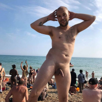 Eritasard zuygy harvatsets nudistneri tonin