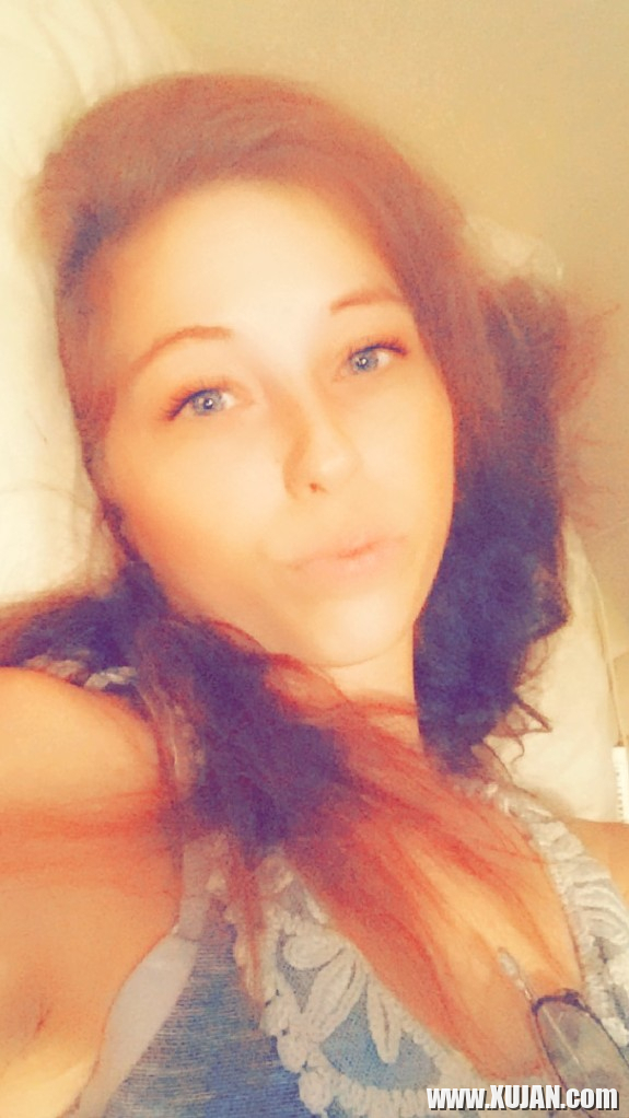 Selfie Addict Ill sharunakeq avelatsnel ays meky - Photo #2751283