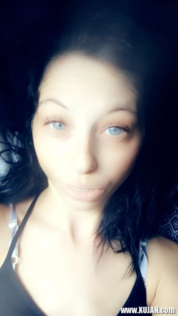 Selfie Addict Ill sharunakeq avelatsnel ays meky - Photo #2751288