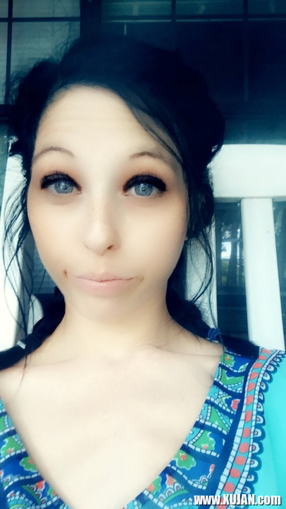 Selfie Addict Ill sharunakeq avelatsnel ays meky - Photo #2751289