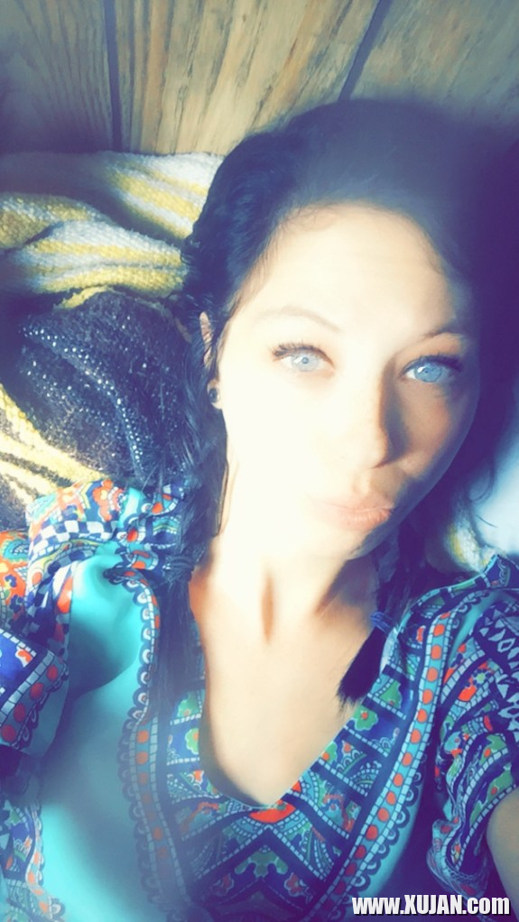 Selfie Addict Ill sharunakeq avelatsnel ays meky - Photo #2751292