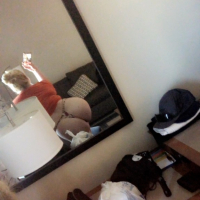 Hulis Nudes