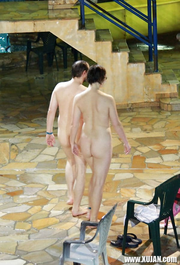 Yntanekan jrashkharhy nudistneri hamar - Photo #2753165
