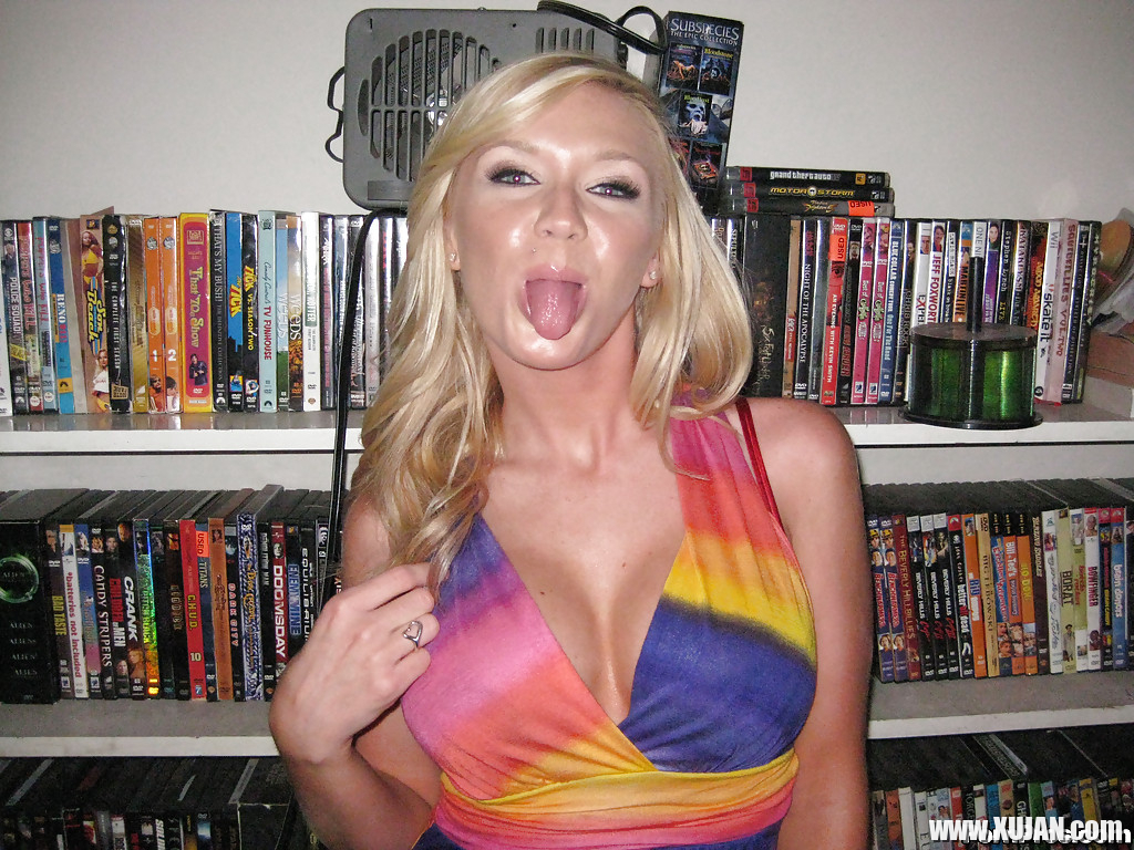 Coed girlfriend Dylan Riley with big tits shows her shaved pussy - Photo #2762224
