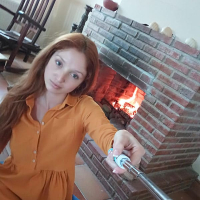 Merk inqnuruyn karmir bernvats mangaghy bukhariov