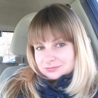 Kiny kostyum e gnel serakan taratsqi hamar