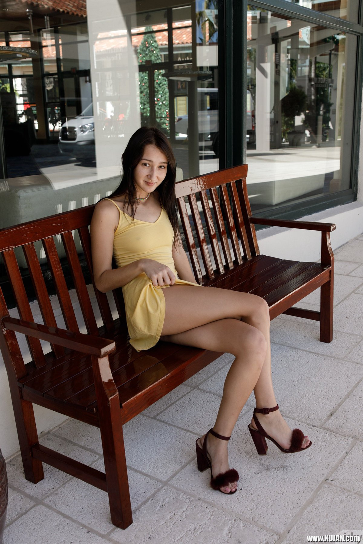 Carmen Rae giving us an upskirt flash outdoors - Photo #2783988