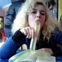 Aghjikneri ansovor aylaservats lusankarner