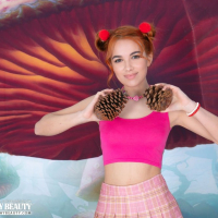 Cute modely merk e nerkayatsnum