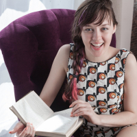 Ksenia Yankovskaya Strips takats na Herer ArmChair
