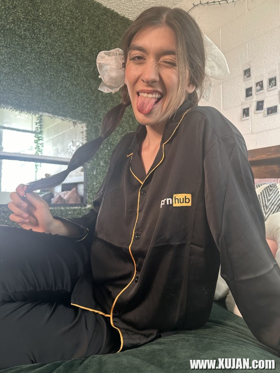 PornHub Merch - Photo #2795874