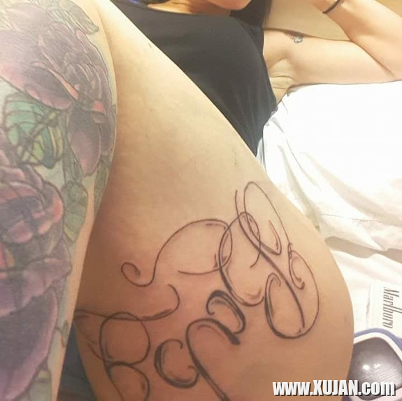 Selfie Queen - Photo #2807763