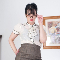 Tanya Cox LawaCious Gradaranavar