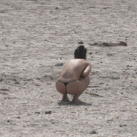 Erku lesbukhner hangstanum en nudistakan loghapum