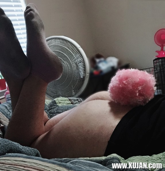 Nudes ev Lews - Photo #2810442