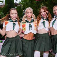One lucky guy bangs Myra Moans Aria Valencia Emma Rosie and Selina Imai