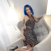 Bluehaired Tattooed Babe y batsum e ereq antsq fuck i hamar