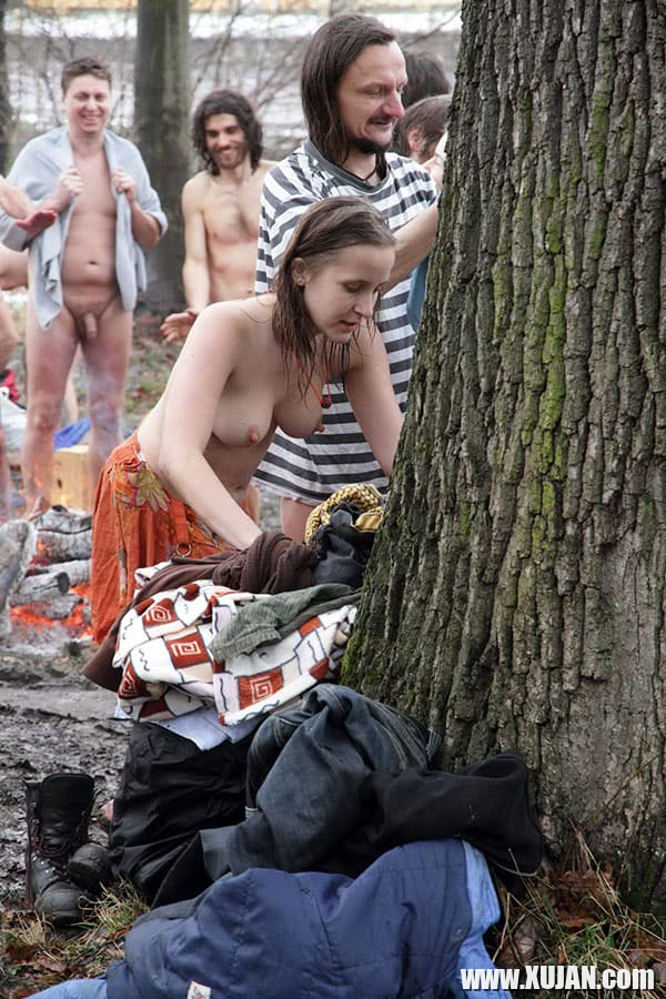 Yntanekan loghatsogh nudistner dzmrany - Photo #2825847