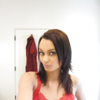 Teen babe Mimi Rayne does some sexy self shot while naked in her room