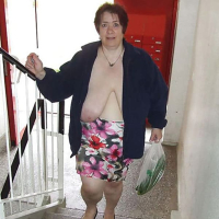 Fat arpik mayry harvatsum e iren varungov
