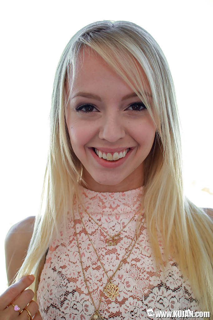 Tiny blonde teen Sierra Nevadah spreading her hot hairless pussy - Photo #2827084