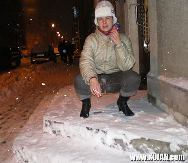 Aghjiky jinse paranotsov katvikov ksrtvum e pucy dzmrany poghotsum - Photo #2835602