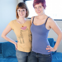 Horny ladies Aurora Odaire and Sosha Belle making lesbian love