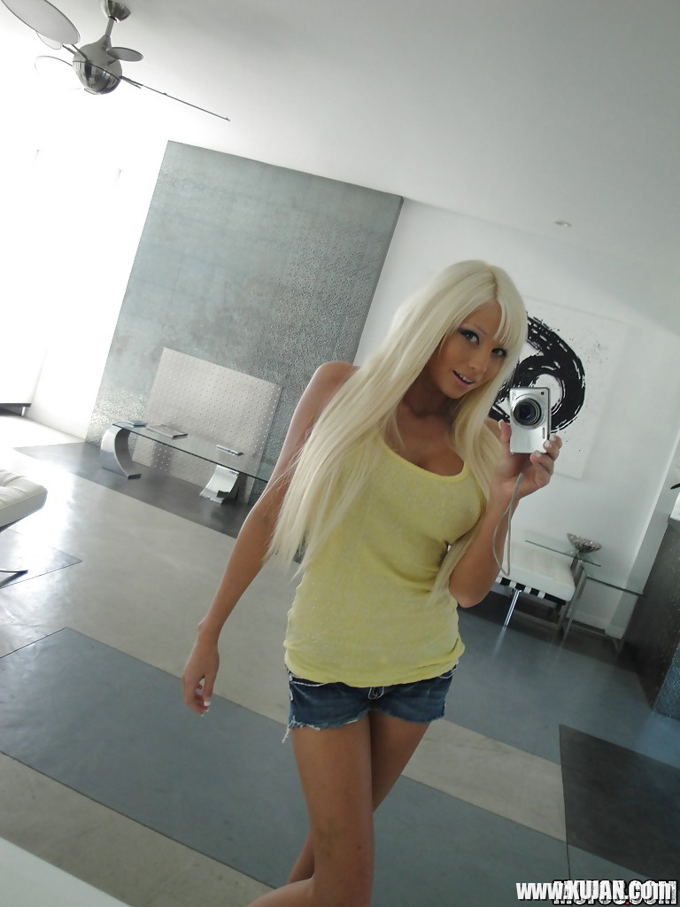 Blonde hottie with big tits Rikki Six stripping and picturing herself - Photo #2848177