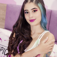 Sammy Lee reveals hot inked Body with sexy Smile