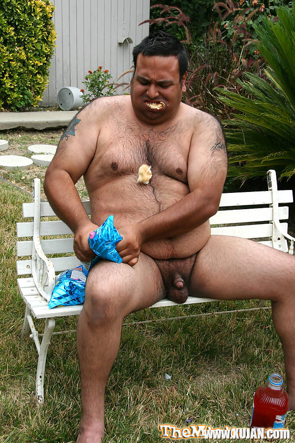 pretty thin brunette gets poked by the hairy and fat minion - Photo #2849104