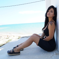 Gorgeous babe Claudia Bavel baring it all